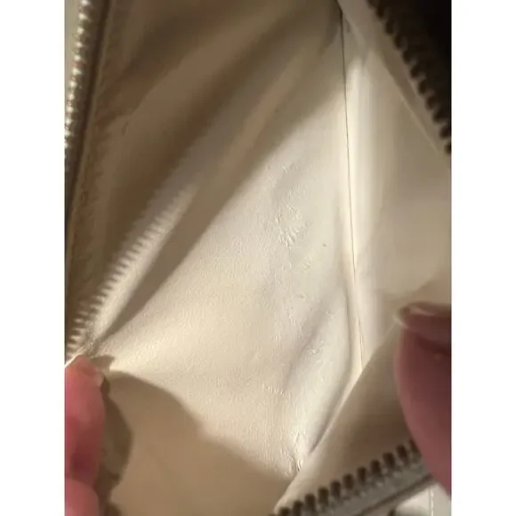 LOUIS VUITTON $1200 Vintage Vernis Zippy Wallet W/Box & Ribbon - Picture 9 of 15